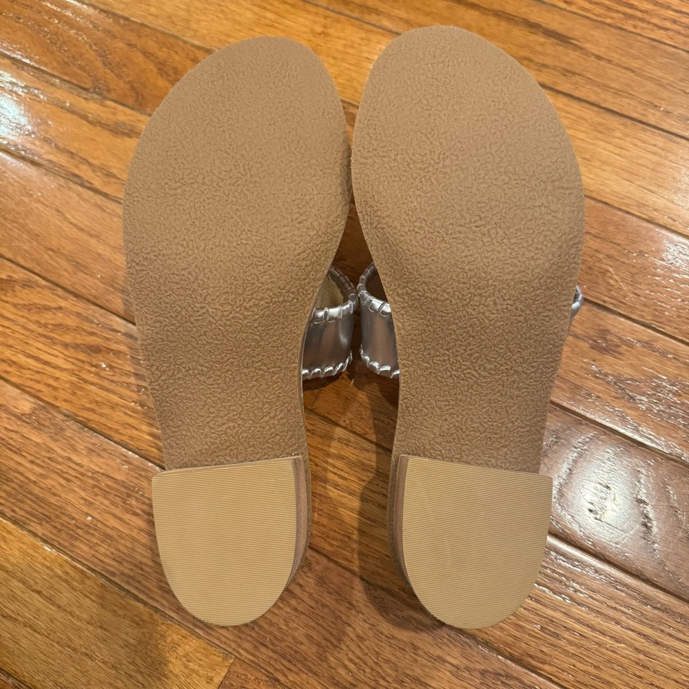NWOB *RARE* Jack Rogers Metallic Silver Women's Sandals - Picture 4 of 6